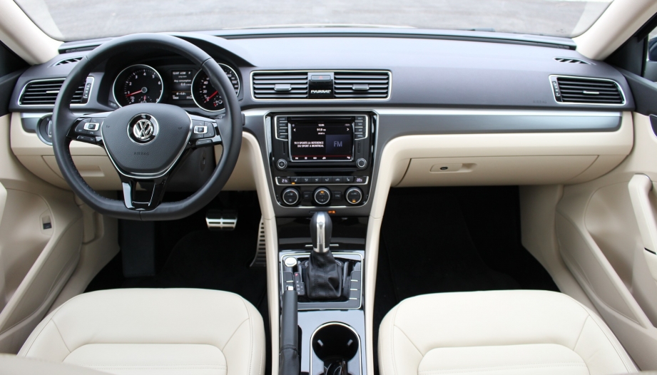 Các bác cho xin kinh nghiệm về vấn đề thước lái xe Volkswagen Passat với