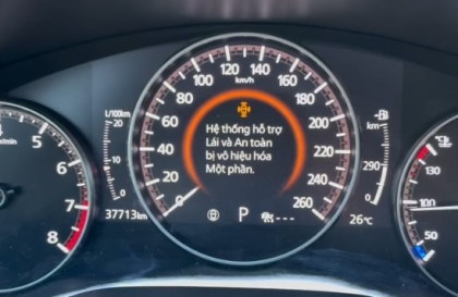 Đồng hồ Mazda 3 báo lỗi thế này là bị gì?