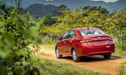 Anh em tư vấn giúp vấn đề tiếng kêu của Toyota Vios khi đi số D