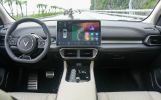 VinFast VF 8 bị mất lạnh và tiếng lốc máy to là do đâu?