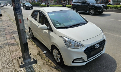 Grand i10 có tiếng lục cục dưới bánh phụ là bị sao?