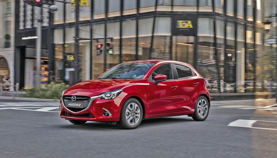 Xin cách khắc phục lỗi kết nối Carplay trên Mazda2