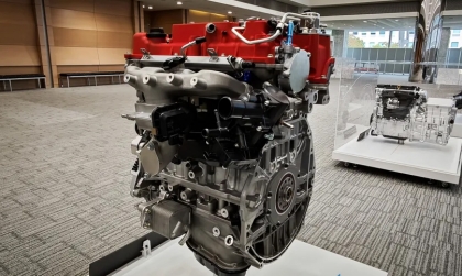 Japan Mobility Show 2025: Toyota cam kết tiếp tục đầu tư nghiên cứu phát triển động cơ ICE và hybrid