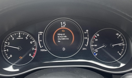 Lỗi động cơ của Mazda CX-30 thế này phải xử lý sao các bác?