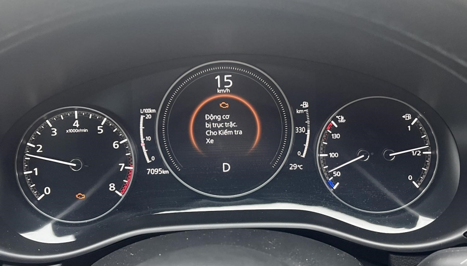Lỗi động cơ của Mazda CX-30 thế này phải xử lý sao các bác?