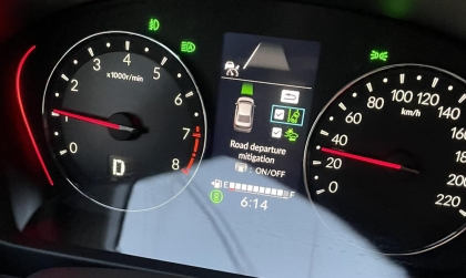 Honda City cứ báo như thế này trên đồng hồ là sao?