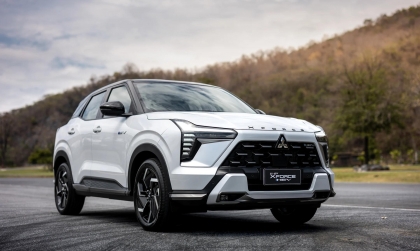 Sao xe Mitsubishi Xforce đi bồng bềnh thế?