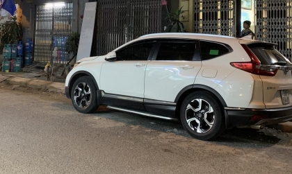 Xin các bác tư vấn giúp xe Honda CR-V bị lỗi gập gương