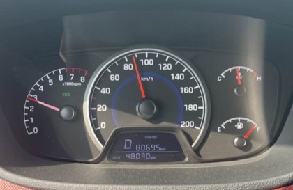 Hyundai Grand i10 vòng tua thế này có cao không?