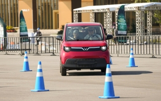 VinFast tổ chức lái thử Minio Green và EC van, hoàn thiện hệ sinh thái xanh toàn diện tại Vietnam Motobility Show 2025