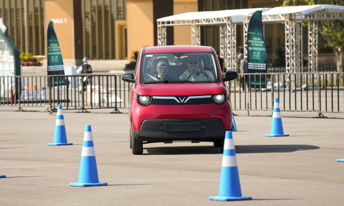 VinFast tổ chức lái thử Minio Green và EC van, hoàn thiện hệ sinh thái xanh toàn diện tại Vietnam Motobility Show 2025