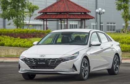 Có cách nào mở cửa xe Hyundai Elantra nếu hết điện không?