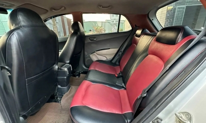 Xin cách gập dãy ghế sau của Grand i10