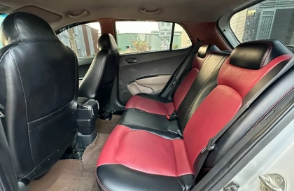Xin cách gập dãy ghế sau của Grand i10