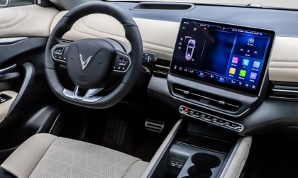 Vinfast VF7 bị lỗi lọt âm thanh, hãng nên chủ động xử lý?