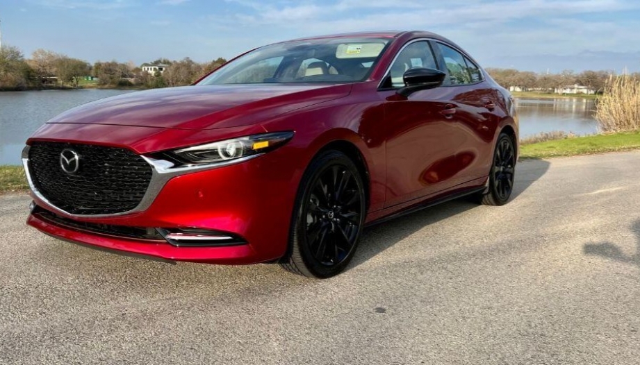 Mazda3 bị lỗi gương điện không gập mở được thì phải xử lý thế nào?