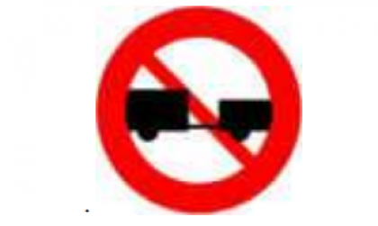 Nhóm biển báo cấm: Biển số P.108 có ý nghĩa gì?