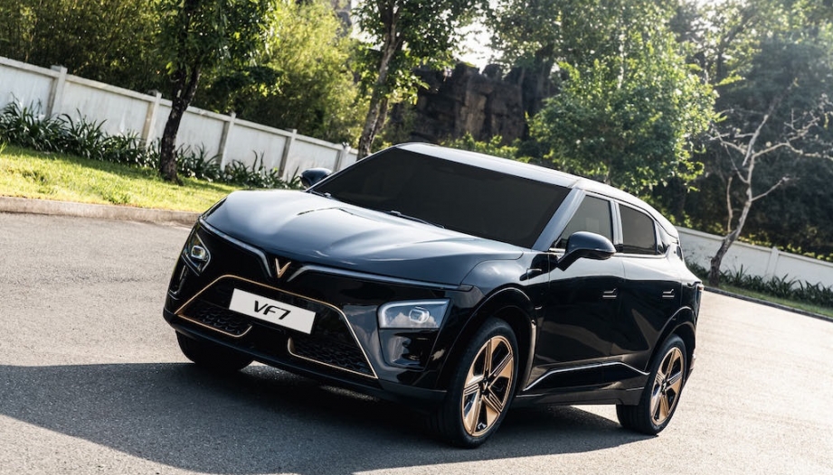 Có bác nào đi VF 7 bị tình trạng như xe em không?