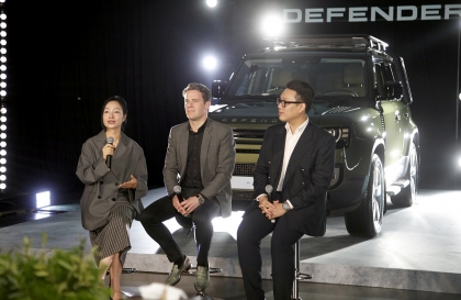 Defender 2026, khởi điểm từ 6,329 tỷ đồng: Nâng tầm biểu tượng địa hình hạng sang