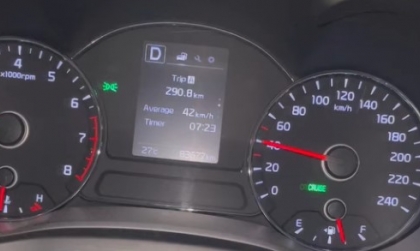 Xe Kia Cerato có tiếng lạ khi đang chạy là sao các bác?