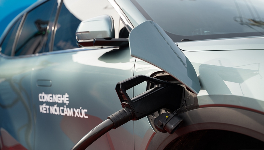 Tasco Auto bắt tay đối tác, xây dựng hệ thống sạc nhanh - DC charger, hoàn thiện hệ sinh thái phục vụ xe điện