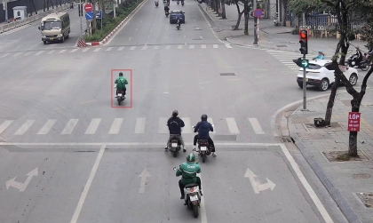 Danh sách 38 trường hợp vượt đèn đỏ bị camera AI phát hiện trong ngày 29/12 tại nội đô Hà Nội