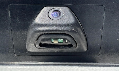 Kia Cerato bị văng nút bấm cốp thì nên xử lý sao?