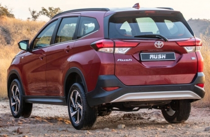 Các bác cho hỏi về ghế trẻ em của Toyota Rush với ạ