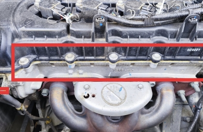 Máy xe Ertiga bị như này là sao các bác?