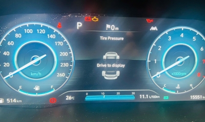 Đồng hồ Hyundai Santa Fe báo lỗi thế này là bị sao?