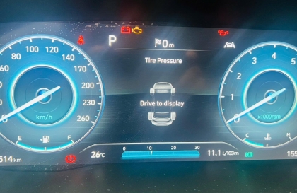 Đồng hồ Hyundai Santa Fe báo lỗi thế này là bị sao?