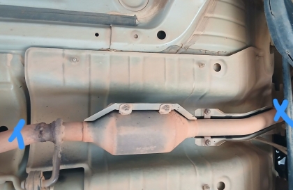 Xin các bác tư vấn giúp hướng xử lý ống bô Mitsubishi Attrage