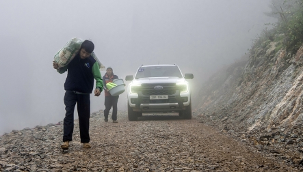 Từ 1/1/2026: Không có chuyện tăng giá Ford Ranger, Toyota Hilux vì thuế TTĐB mới
