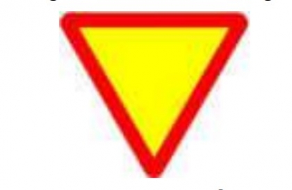 Nhóm biển báo nguy hiểm và cảnh báo: Biển số W.208 có ý nghĩa gì?