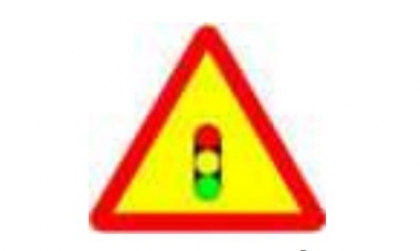 Nhóm biển báo nguy hiểm và cảnh báo: Biển số W.209 có ý nghĩa gì?