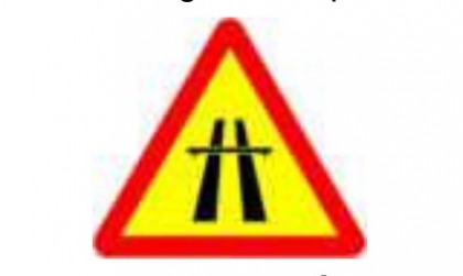 Nhóm biển báo nguy hiểm và cảnh báo: Biển số W.238 có ý nghĩa gì?