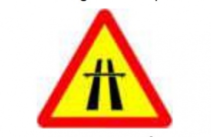 Nhóm biển báo nguy hiểm và cảnh báo: Biển số W.238 có ý nghĩa gì?