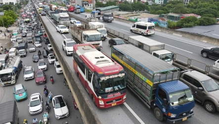 VAMA kiến nghị Tp Hà Nội nới lỏng quy định cấm với xe tải van, xe bán tải vào nội đô