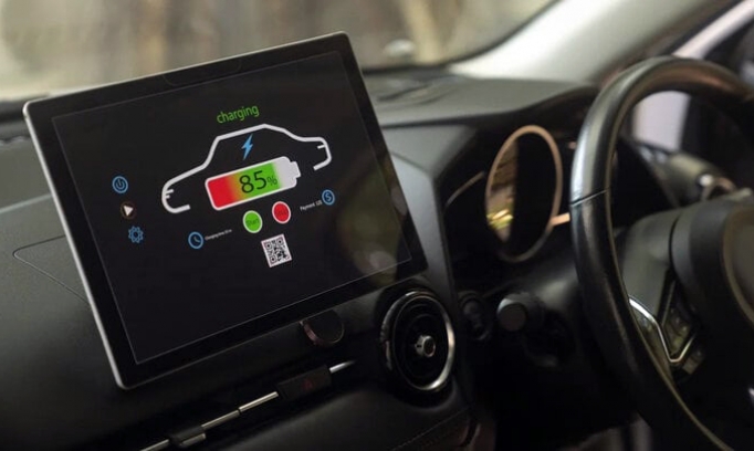 VinFast chính thức công bố điều chỉnh giá bán pin ô tô điện