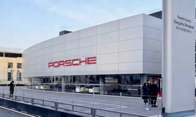 Porsche Trung Quốc chấm dứt ủy quyền đại lý nhiều khách hàng mắc kẹt vì không thể đăng ký xe