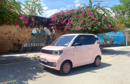 Có cách nào xử lý cửa xe Wuling Mini EV bị như này không các bác?