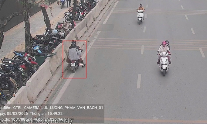 22 trường hợp vượt đèn đỏ, 01 trường hợp quá tốc độ bị camera AI phát hiện trong ngày 6/2/2026 tại nội đô Hà Nội và cao tốc Nội Bài Lào Cai
