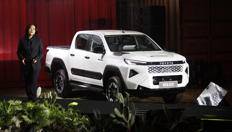 Các phiên bản Toyota Hilux thế hệ mới tại Việt Nam khác nhau như thế nào?