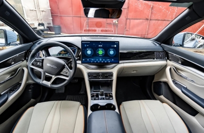 Xin tư vấn xe BYD Sealion 6 bị lỗi pin đang dùng cruise control!