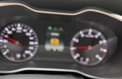 Bác nào đi MG ZS bị báo lỗi liên tục thế này không?