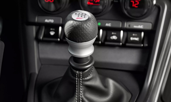 Subaru cân nhắc trang bị trở lại hộp số sàn cho các mẫu SUV