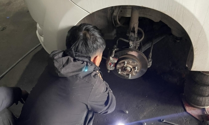 Mitsu Mirage bị lỗi gì ở phanh thế này các bác?