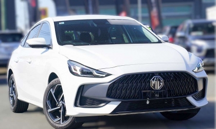 Xe MG5 bị tăng vòng tua máy thế này có sao không ạ?