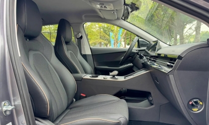 Làm sao hết mùi trong xe Omoda C5?