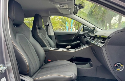 Làm sao hết mùi trong xe Omoda C5?